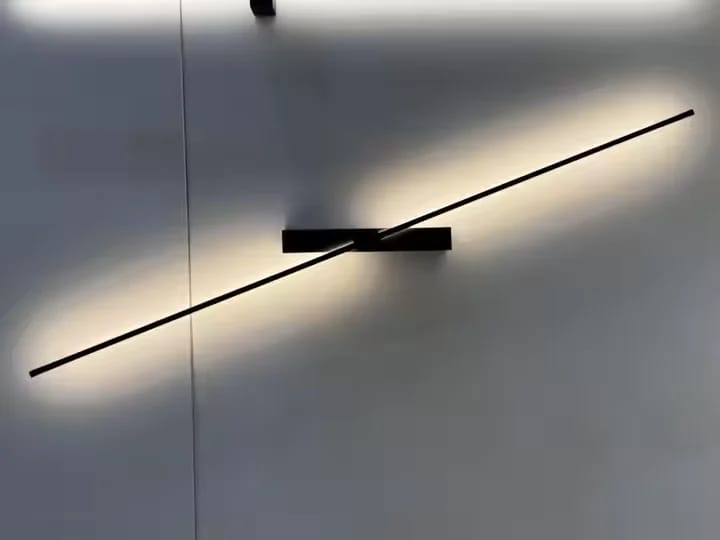 إنارة جدارية Linear Glow – لينير جلو