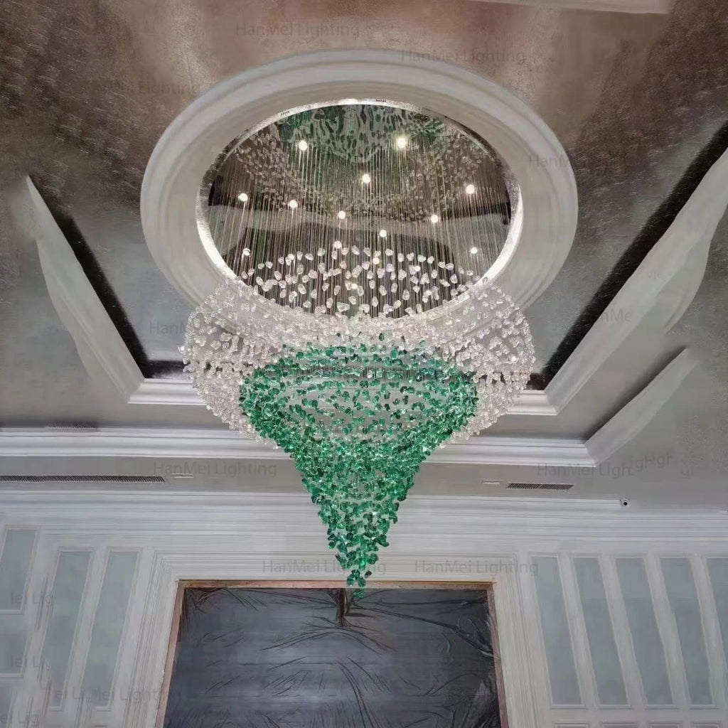 أحجار زجاجية ديكورية لتفصيل الثريات – Decorative Glass Stones for Custom Chandeliers